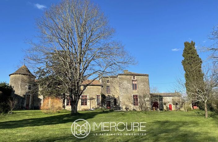 CHARMANT LOGIS XVIIe ET SES DEPENDANCES — photo 3