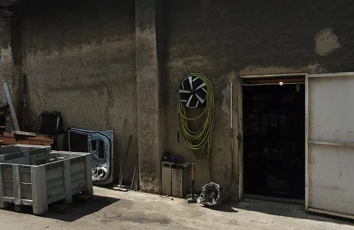 MURS COMMERCIAUX 152.25M² — photo 4