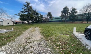 Terrain   m² à vendre à Chabeuil (26120)