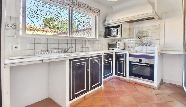 Villa / Maison 6 pièces  à vendre Carqueiranne 83320