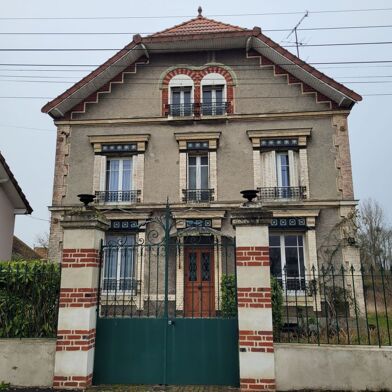 Maison 8 pièces 182 m²