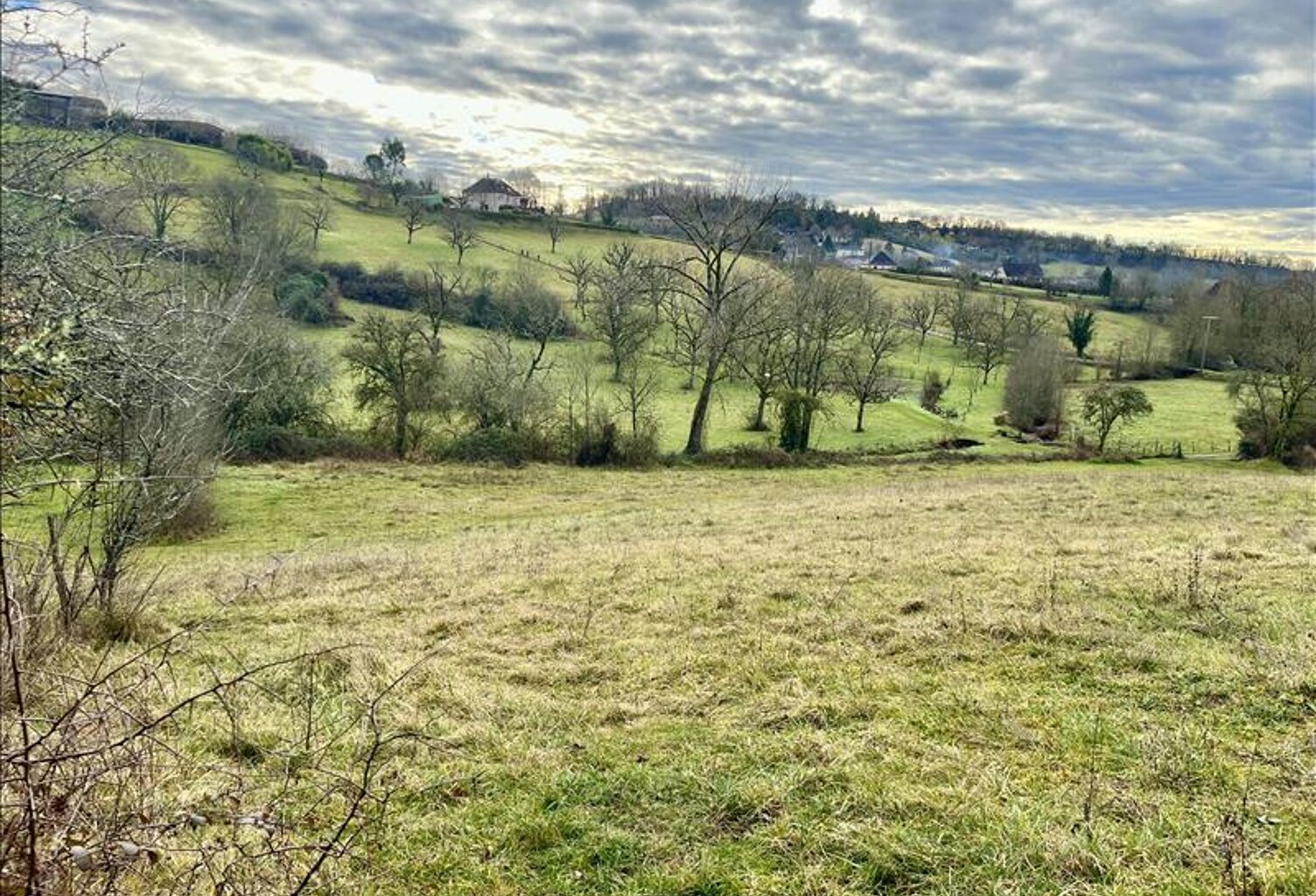 Terrain à bâtir de 0 pièces principales — photo 1