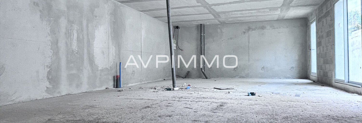 Commerce  92 m² à vendre à La Ciotat (13600)