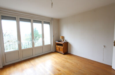 location appartement 470 € CC /mois à proximité de Herry (18140)