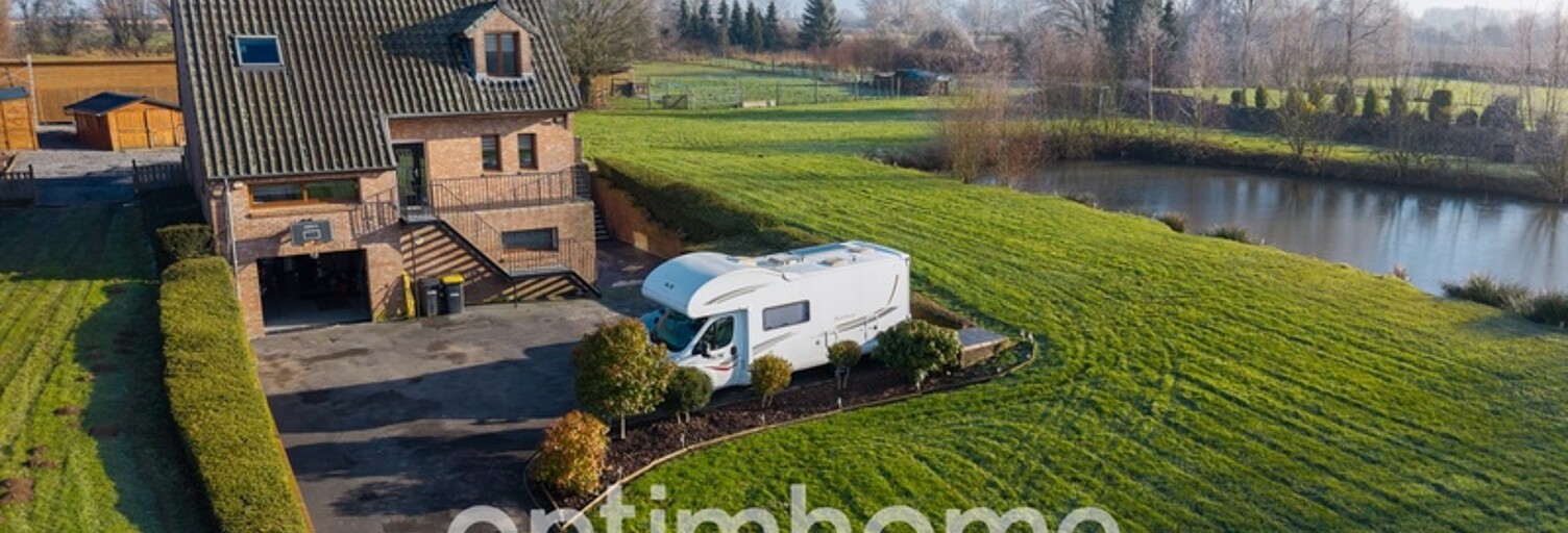 Maison 8 Pièces 190 m² à vendre à Le Favril (59550)