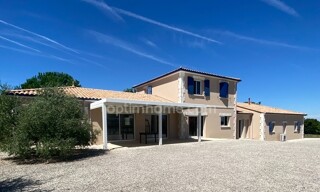 Maison 9 Pièces 233 m² à vendre à Vœuil-et-Giget (16400)