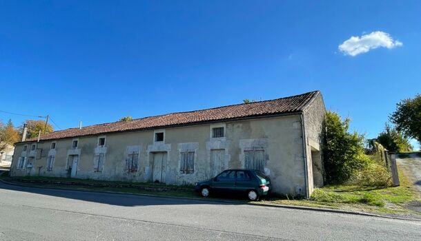 Immeuble 6 pièces  à vendre Rouillac 16170