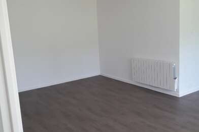 Appartement 3 pièces 331 €