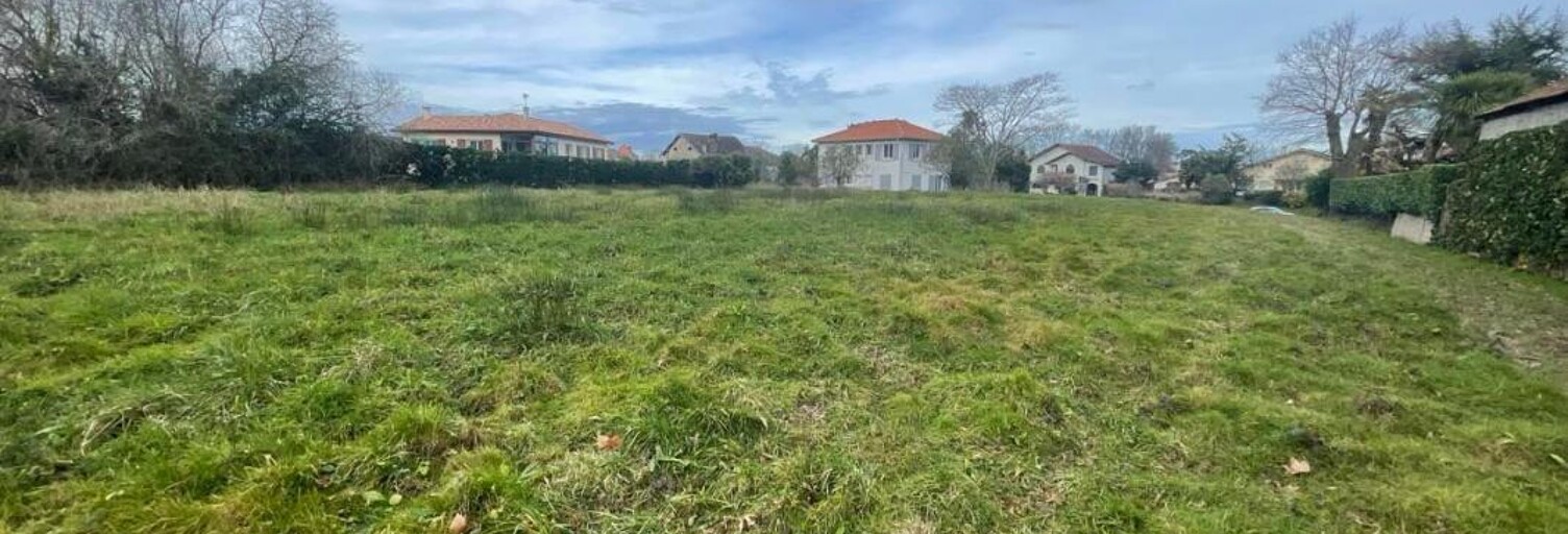 Terrain  3628 m² à vendre à Saint-Sever (40500)