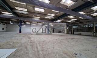 Local industriel  5850 m² à louer à Bezons (95870)