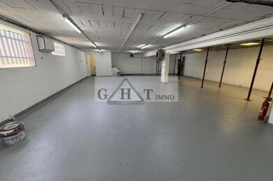 Local industriel  1390 €