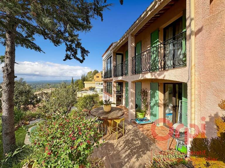 A VENDRE Maison individuelle 8 pièces 146 m2 avec piscine — photo 1