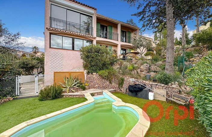 A VENDRE Maison individuelle 8 pièces 146 m2 avec piscine — photo 2