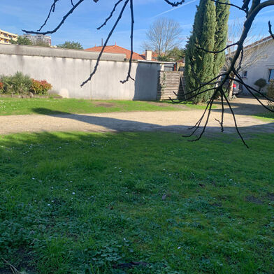 Terrain  245000 €