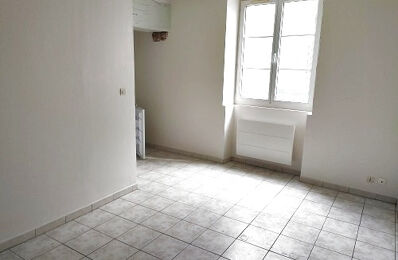 location appartement 335 € CC /mois à proximité de La Ferté-Saint-Cyr (41220)