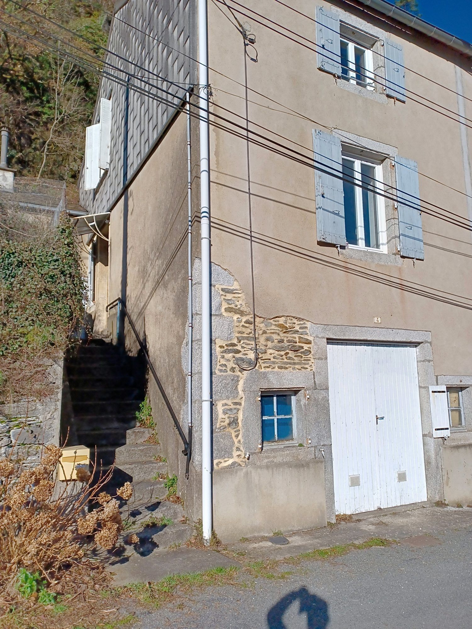 Agence immobilière de BENAC IMMOBILIER RÉALMONT