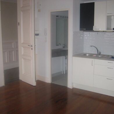 Appartement 1 pièces 336 €