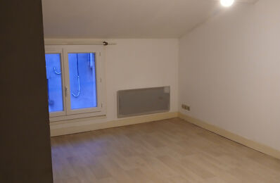 location appartement 350 € CC /mois à proximité de Bressuire (79300)