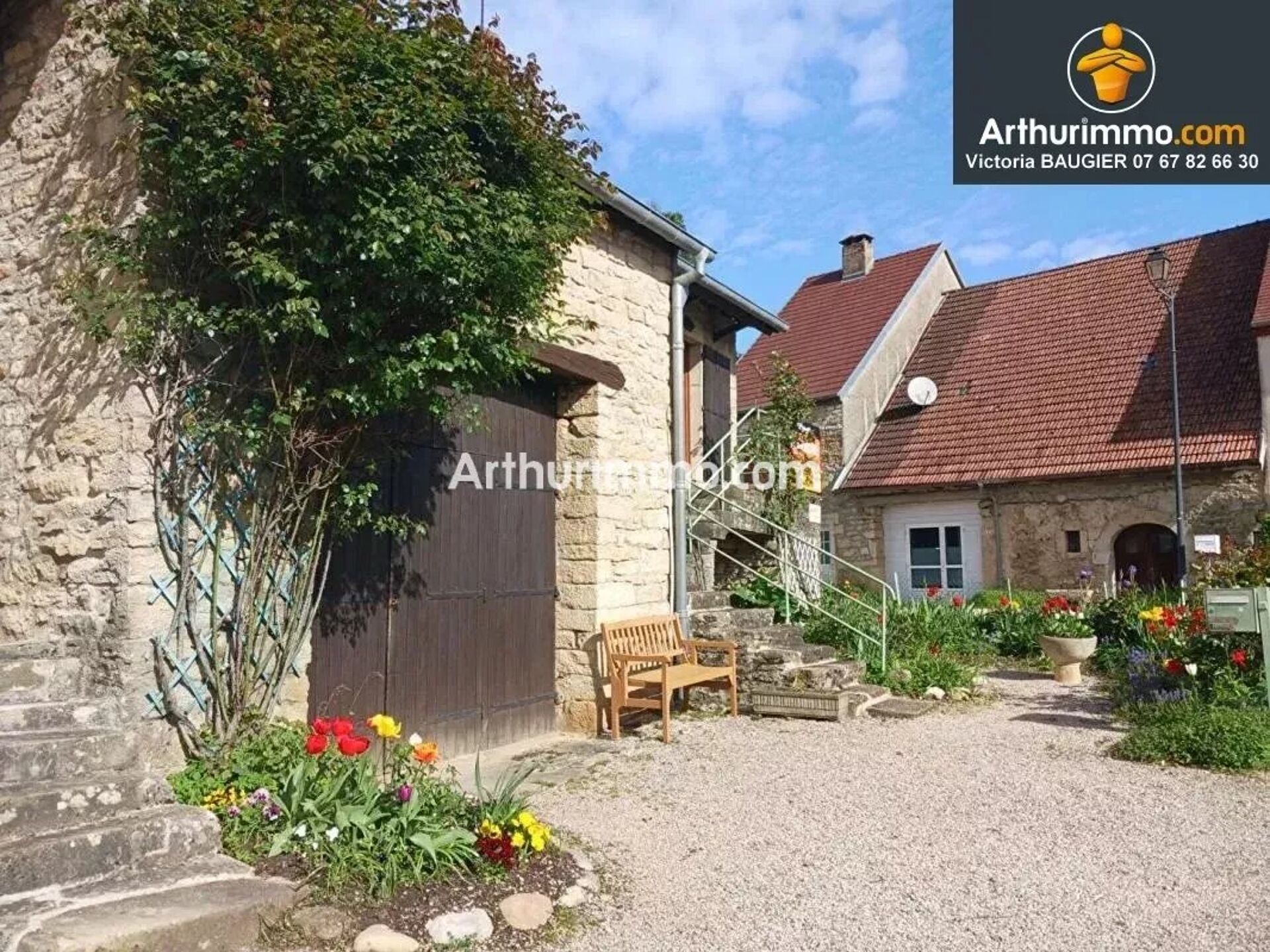 Maison 7 pièces 81 m² · à Arlay · 81 m² · 98 500 €