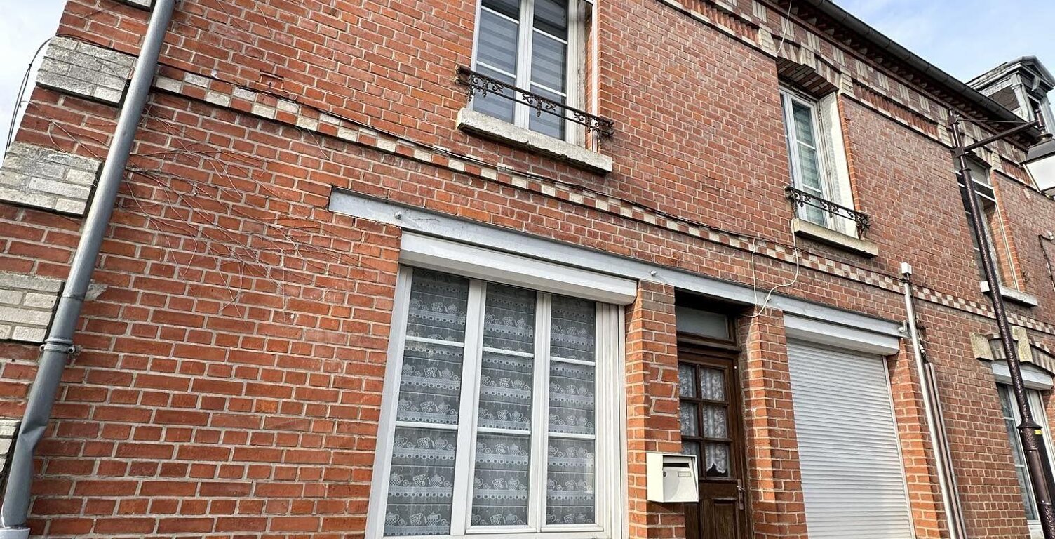 Maison - 95m² - Crépy — photo 1