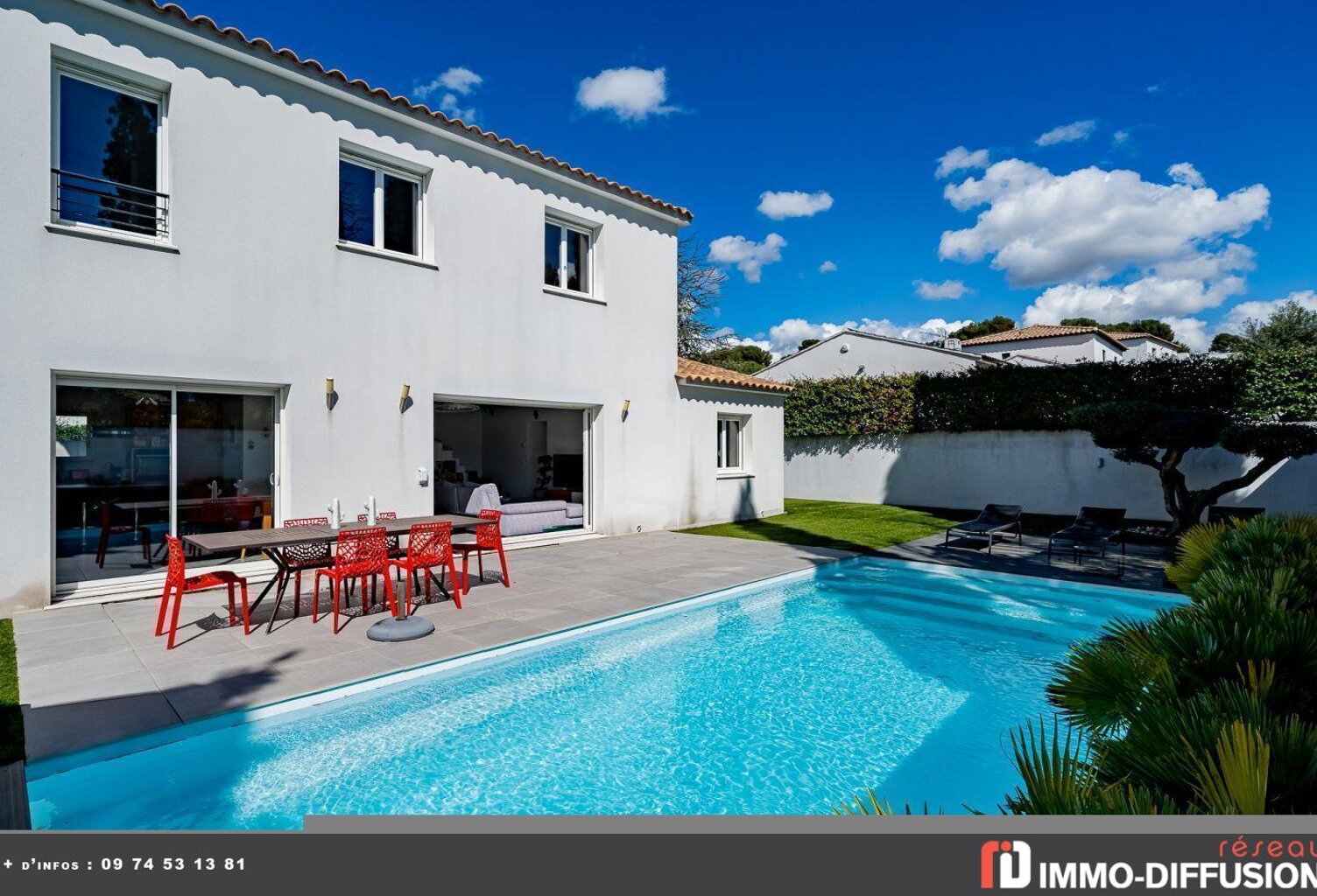 Villa — photo 1