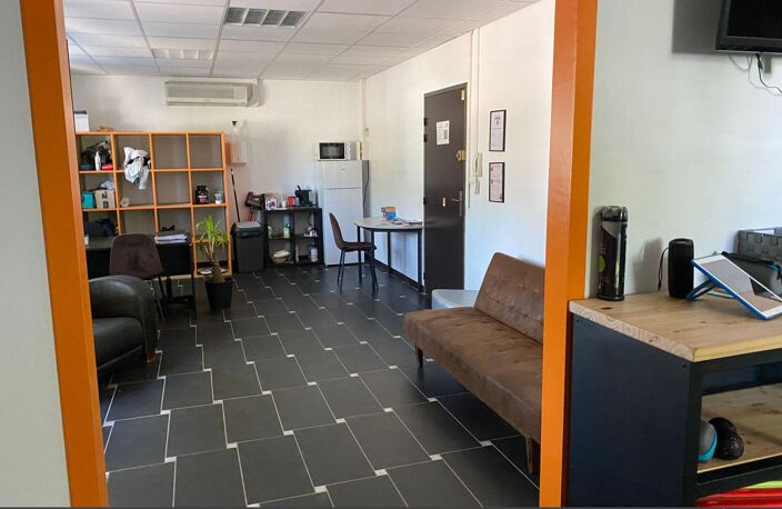 Local commercial BUREAUX — photo 5