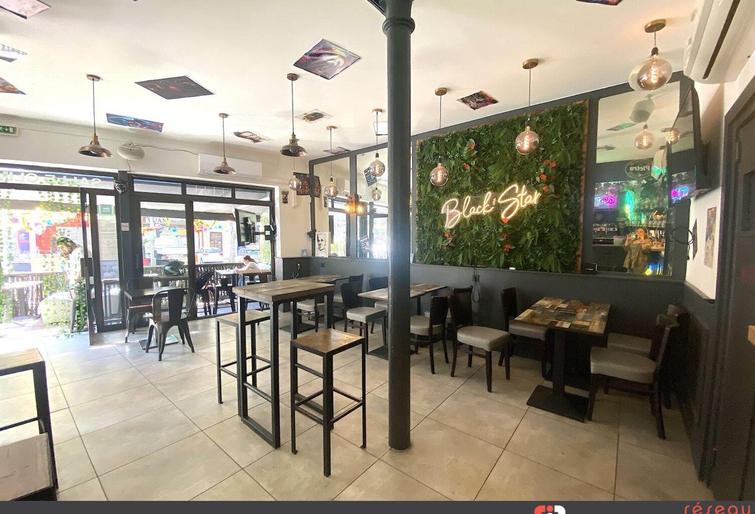 Activité commerciale Restaurant — photo 1