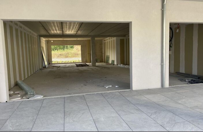Local commercial BUREAU — photo 3