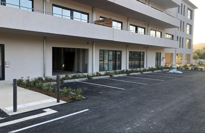 Local commercial BUREAU — photo 4
