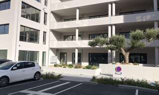 Bureau 1 Pièce 182 m² à louer à Aubagne (13400)