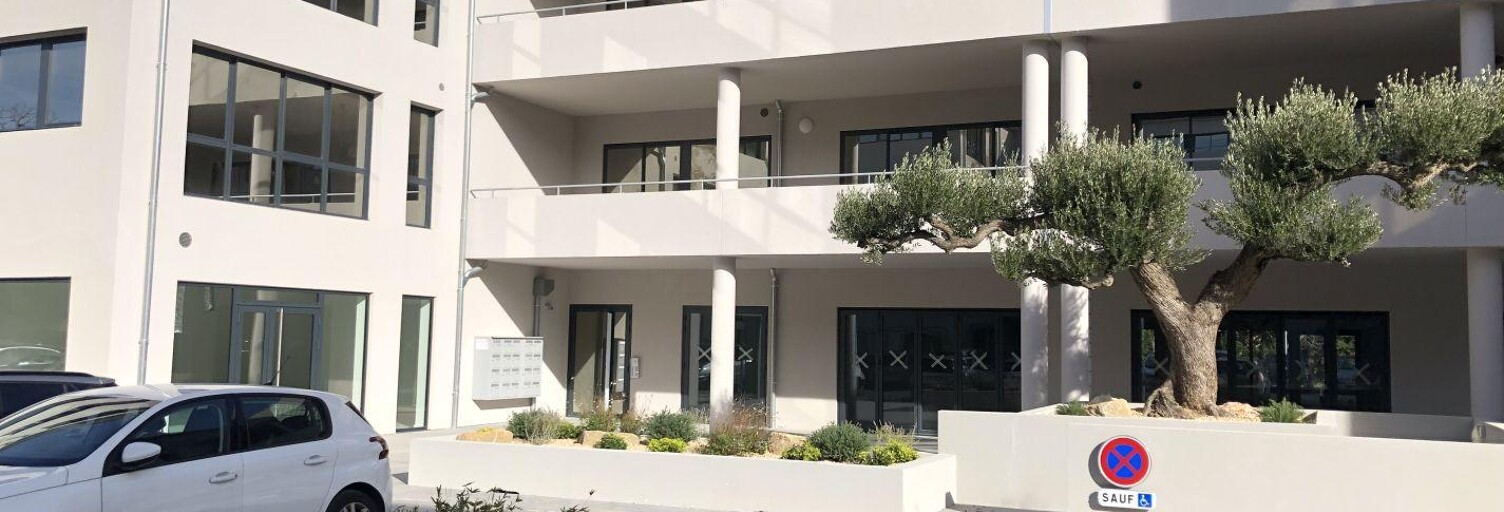 Bureau 1 Pièce 182 m² à louer à Aubagne (13400)