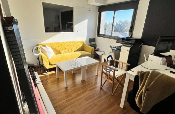 Local commercial BUREAUX — photo 3