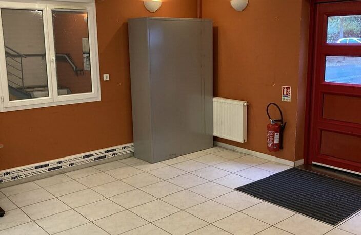 BUREAUX à LOUER — photo 2