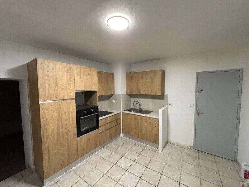 Appartement 3 pièces  à louer Tournon-sur-Rhône 07300