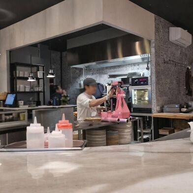 Commerce  440000 €