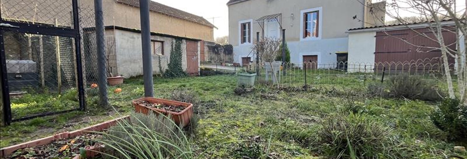 Maison 4 Pièces 97 m² à vendre à Saint-Amand-Montrond (18200)