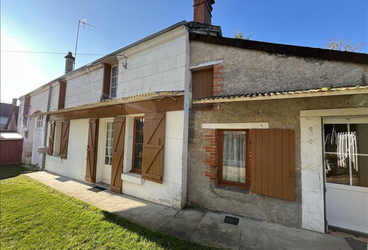 Maison en pierre de 4 pièces principales — photo 1