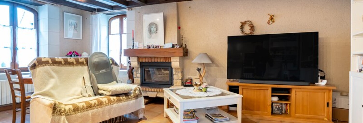 Maison 5 Pièces 195 m² à vendre à Sainte-Catherine-de-Fierbois (37800)
