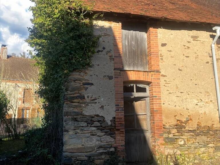 Maison en pierre de 1 pièces principales — photo 1