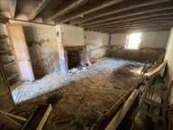 Maison en pierre de 1 pièces principales — photo 2