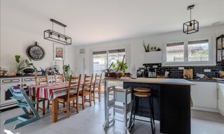 Maison 4 Pièces 94 m² à vendre à Sallebœuf (33370)