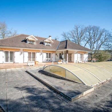 Maison 8 pièces 560000 €