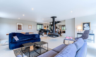 Maison 8 Pièces 300 m² à vendre à Crémieu (38460)