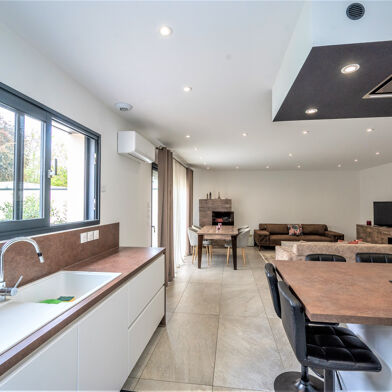 Maison 5 pièces 330000 €