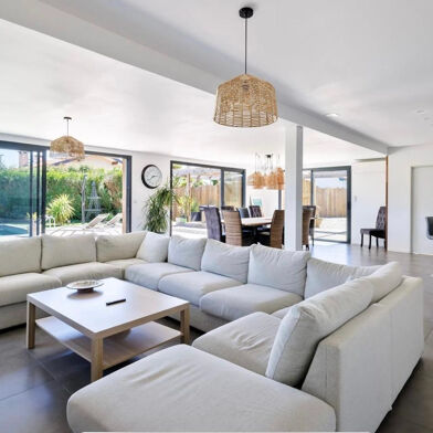 Maison 12 pièces 1295000 €