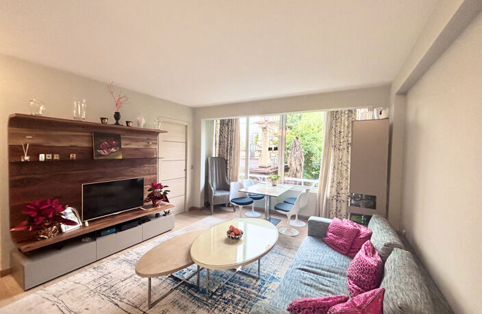 CANNES BASSE CALIFORNIE T3 DE 62 M2 REFAIT A NEUF  LOGGIA SU — photo 3