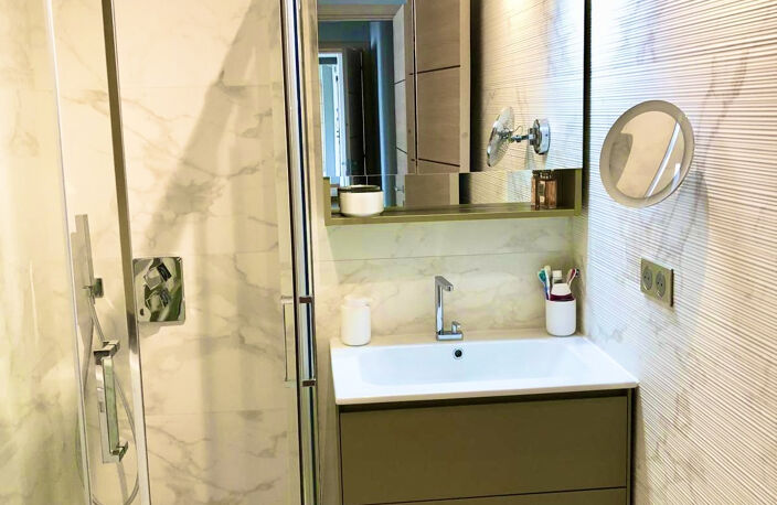 CANNES BASSE CALIFORNIE T3 DE 62 M2 REFAIT A NEUF  LOGGIA SU — photo 5
