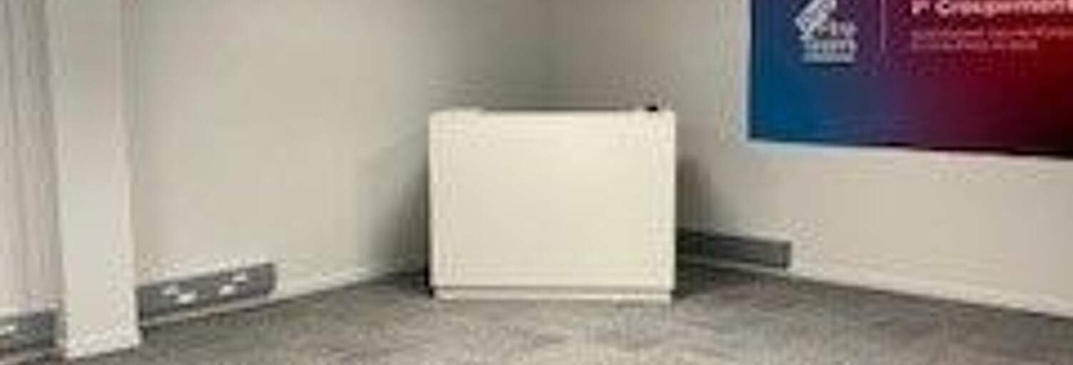 Bureau   m² à louer à Tours (37100)