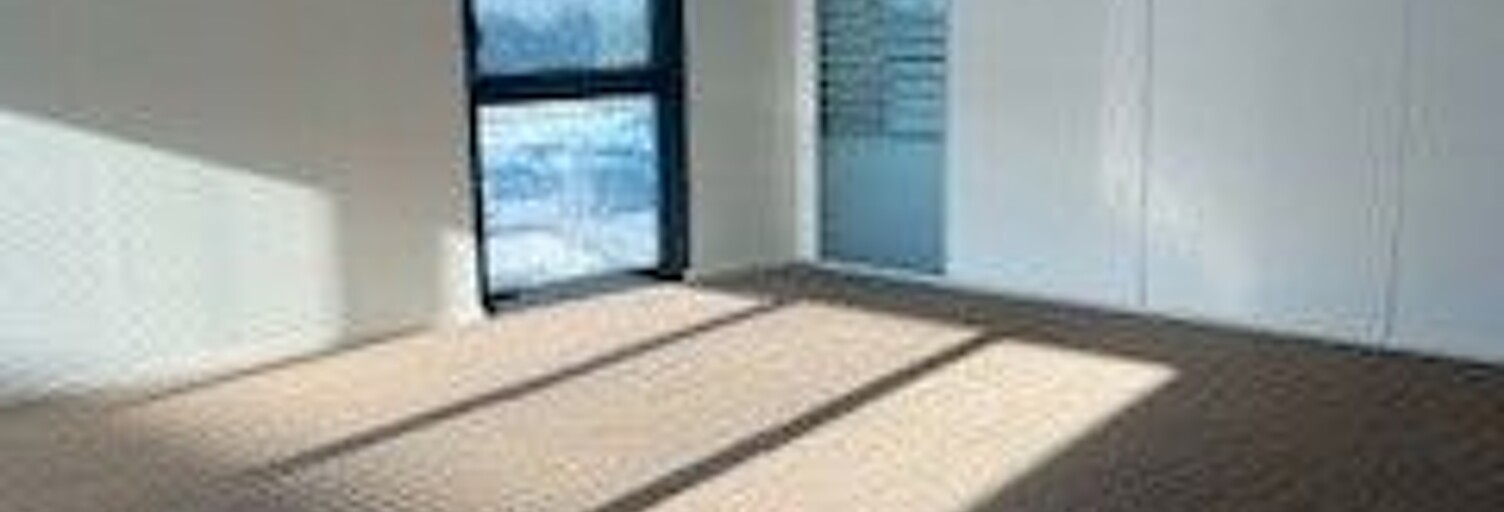 Bureau  94 m² à louer à Tours (37100)