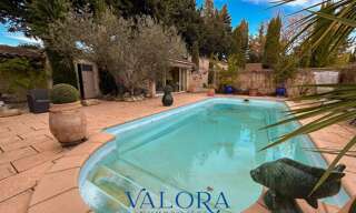 Maison 5 Pièces 144 m² à vendre à Eyragues (13630)